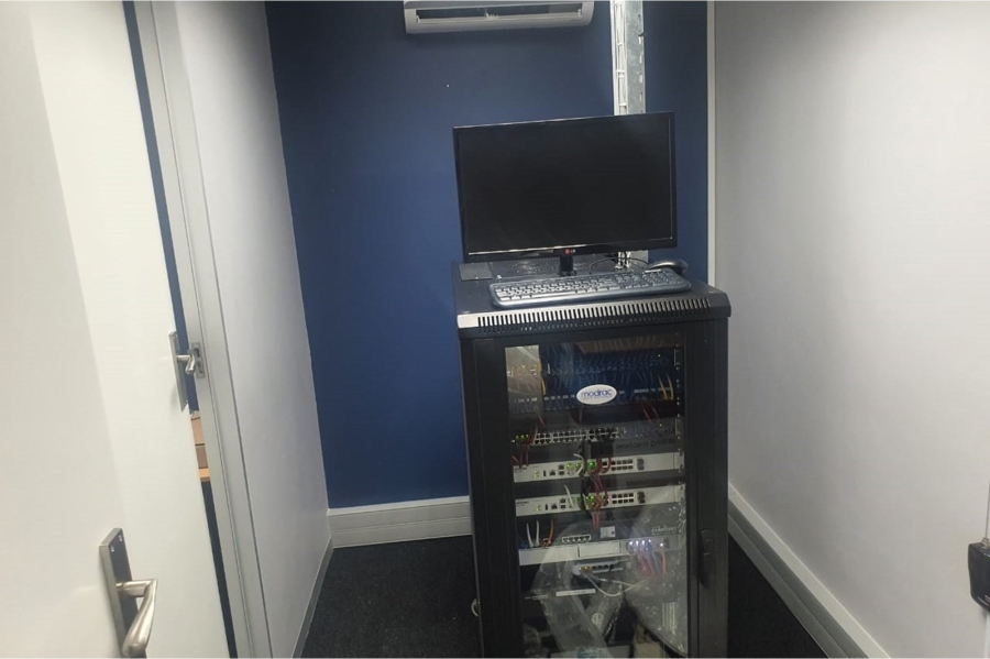 To Let commercial Property for Rent in Newton Park Eastern Cape